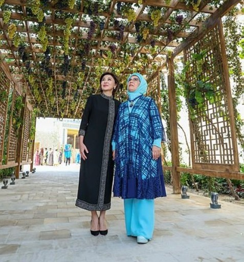 Emine Erdoğan'dan 'Ebedi Şehir'de tarihe yolculuk...